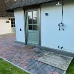 Reetdachhaus Deichperle Holiday home
