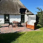 Reetdachhaus Deichperle * Westerhever