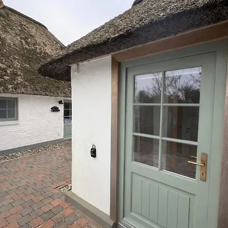 Reetdachhaus Deichperle Tatil Evi
